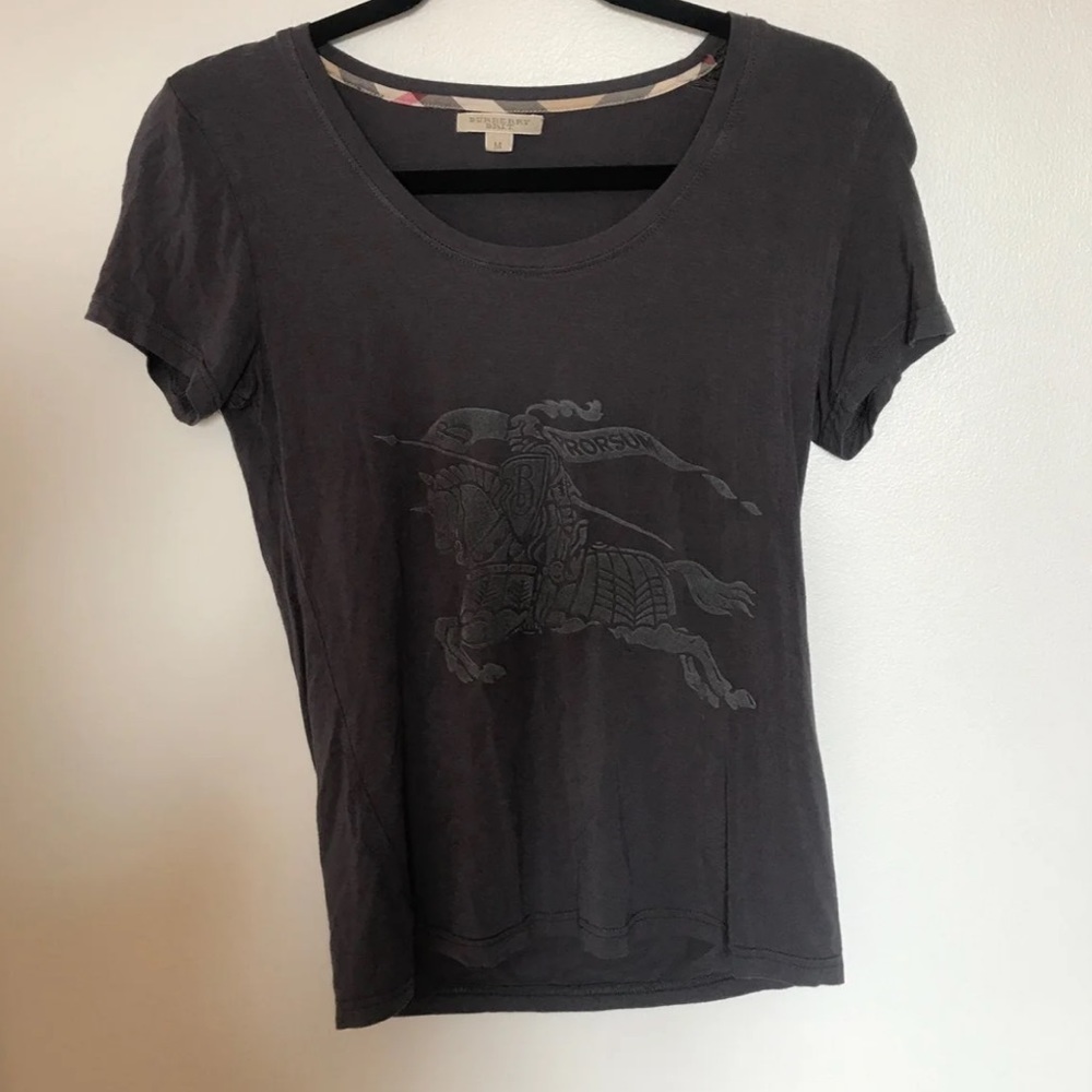 🌺Sold🌺 Burberry tee
